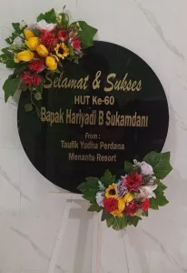 Papan Akrilik Ucapan Ulang Tahun Bone